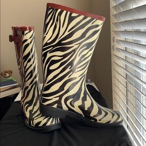 Stone Creek Zebra Print Rainboots